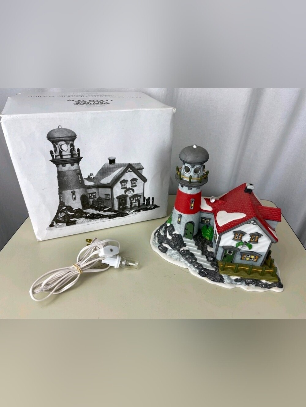 Department 56 Heritage Collection New England Village Pigeon Head Lighthouse